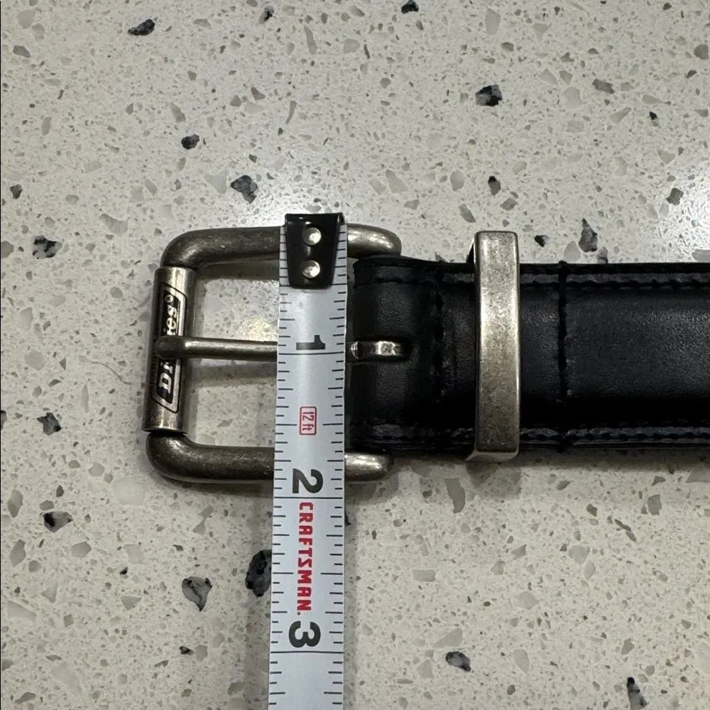 Dickies Genuine Men's Black Leather Belt Casual Work Sleek Size 44 NWOT